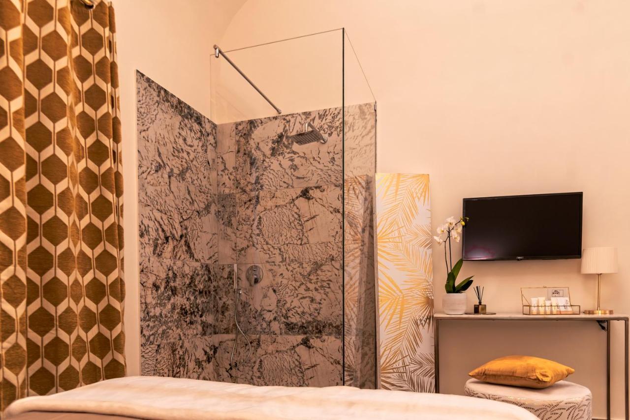بومبيي Terra Mia Suite المظهر الخارجي الصورة