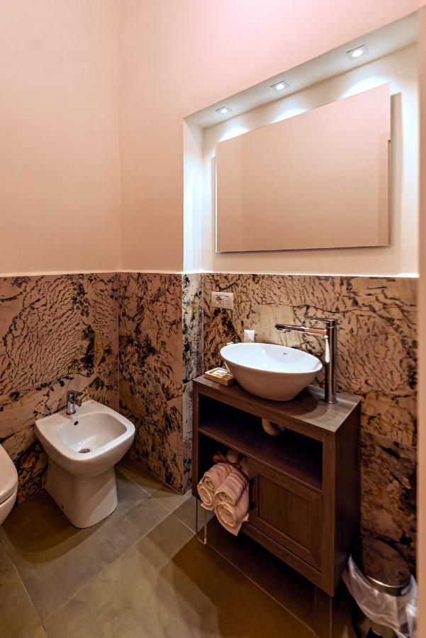 بومبيي Terra Mia Suite المظهر الخارجي الصورة
