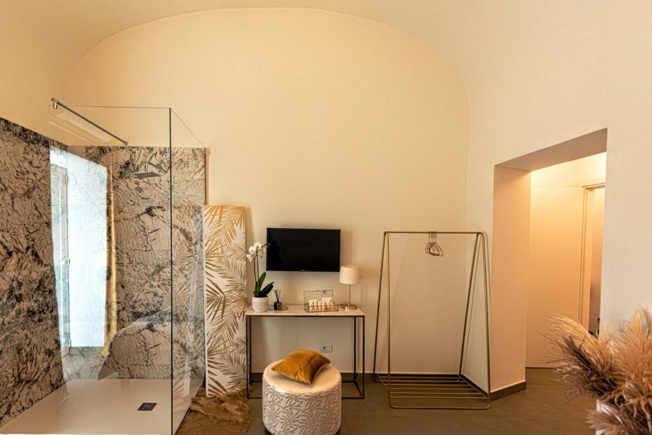 بومبيي Terra Mia Suite المظهر الخارجي الصورة