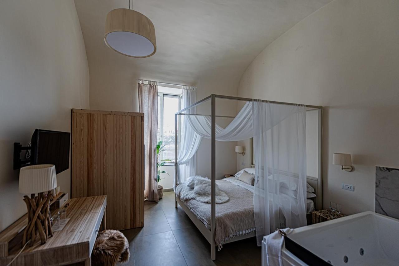 بومبيي Terra Mia Suite المظهر الخارجي الصورة